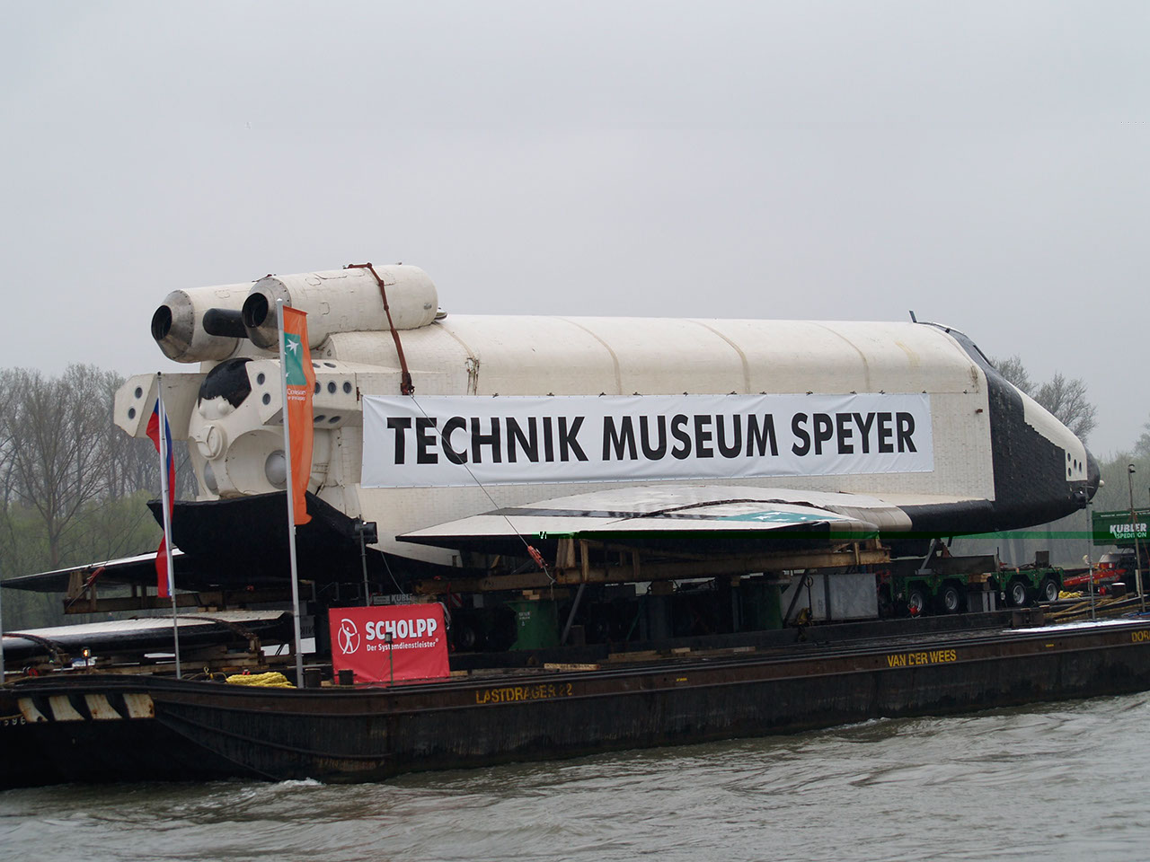 %_tempFileNameAnkunft%20Buran%20in%20Speyer%2004%